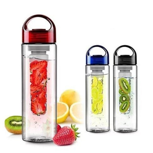 Fruitzola – La borraccia con infusore per frutta e manico di Good Living